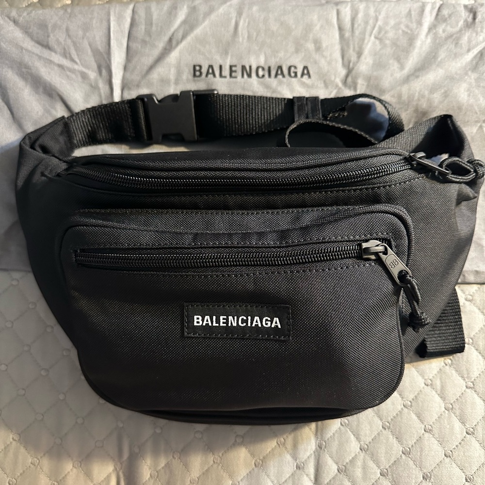 BALENCIAGA Explorer Belt Bag - Unisex - Picture 2 of 6